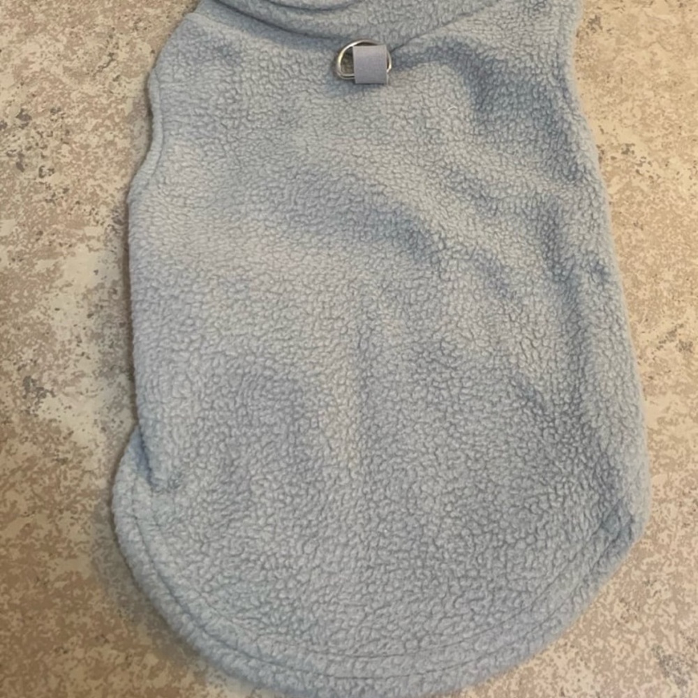 New! Dog Light Gray Sweater / VestPolarfleece component. Size: Black